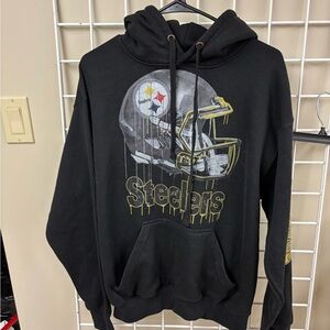 NFL Pittsburgh Steelers Hooded Sweatshirt Size Medium. 55/45 Cotton/Poly. EUC.